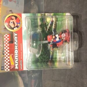 Hot Wheels Mario Kart Parachute Vehicle